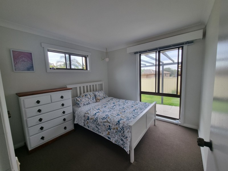 20 Joel Drive, Old Bar NSW 2430