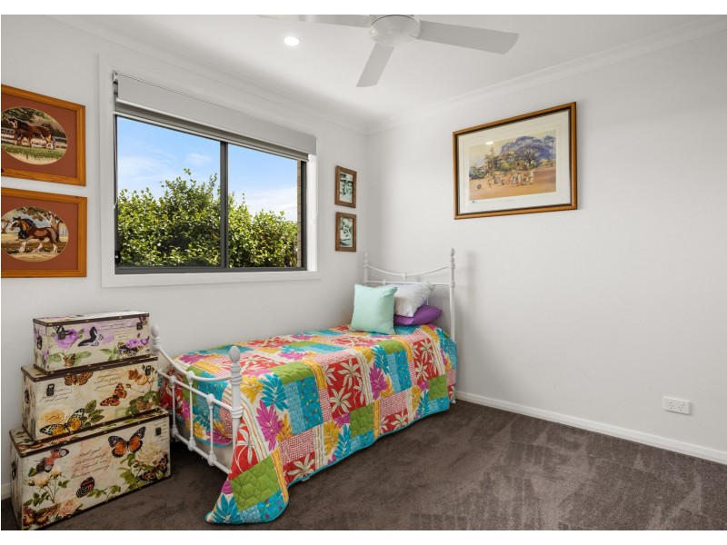 21 Mariner Avenue, Old Bar NSW 2430