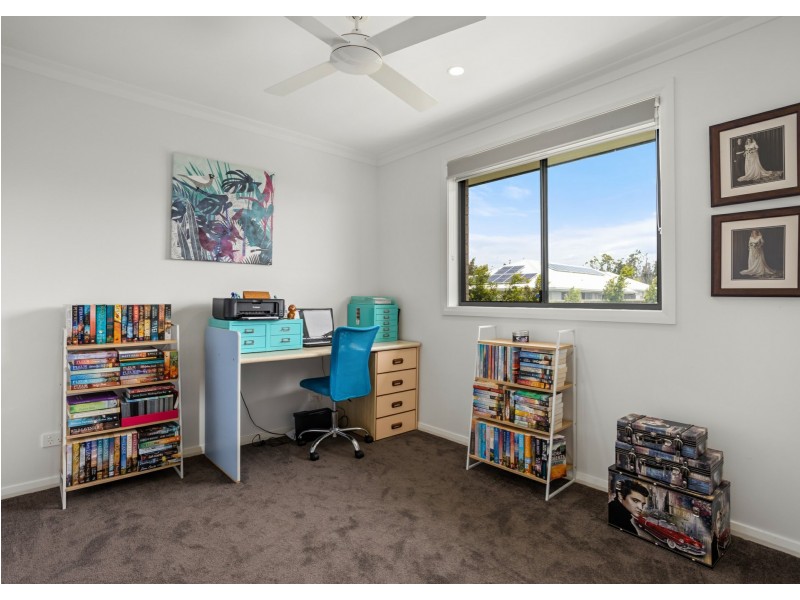 21 Mariner Avenue, Old Bar NSW 2430