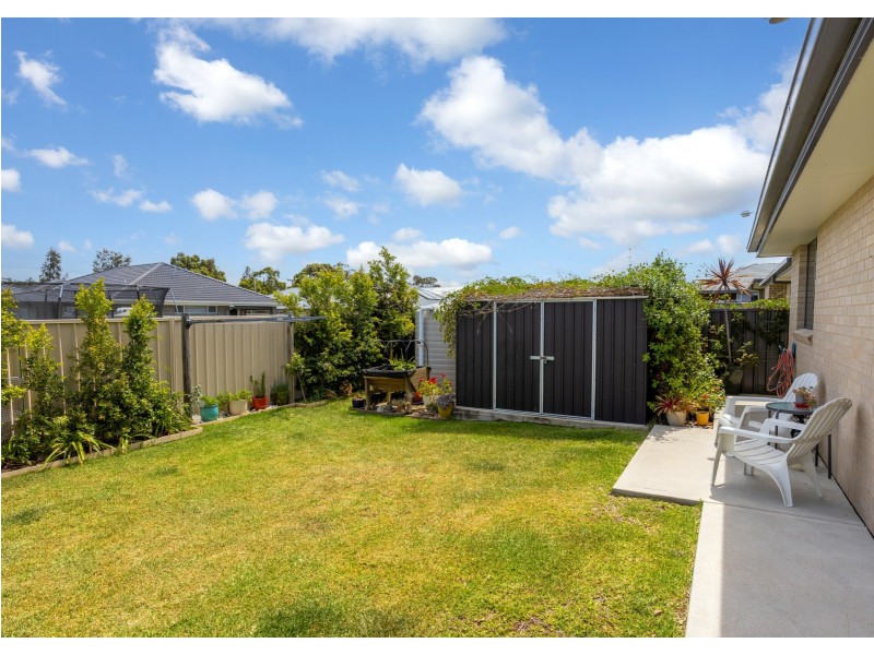 21 Mariner Avenue, Old Bar NSW 2430