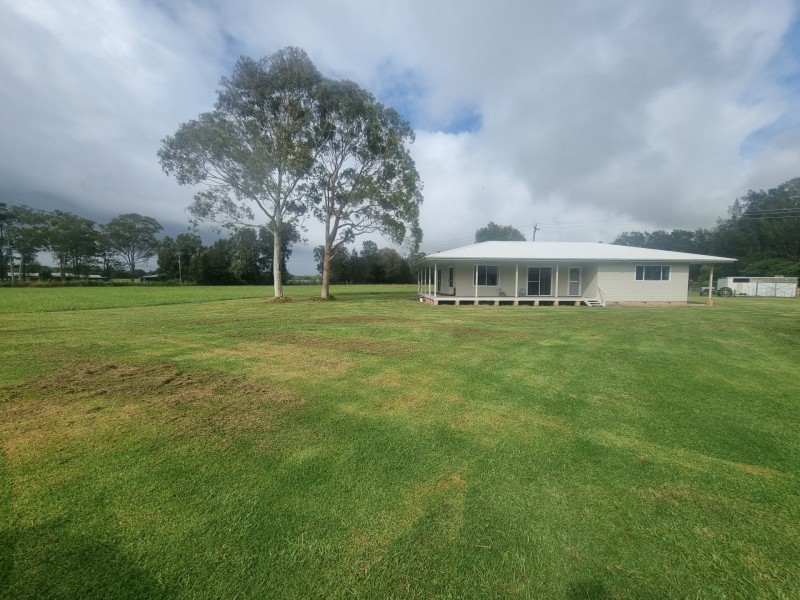 169 Cowans Lane, Oxley Island NSW 2430