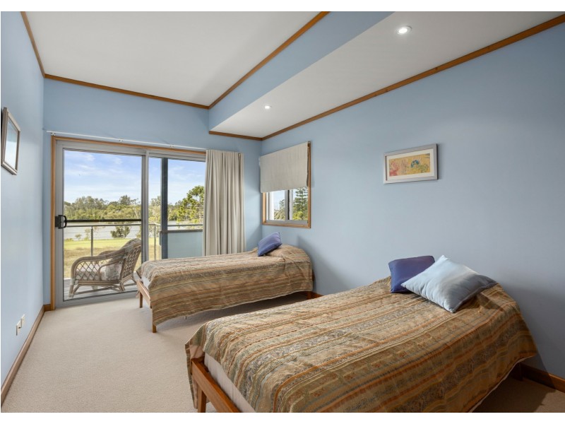 838 Manning Point Road, Oxley Island NSW 2430