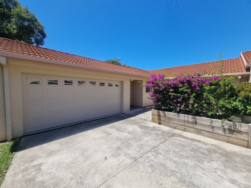 2/6 Rushby Drive, Old Bar NSW 2430