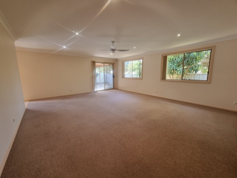 2/6 Rushby Drive, Old Bar NSW 2430