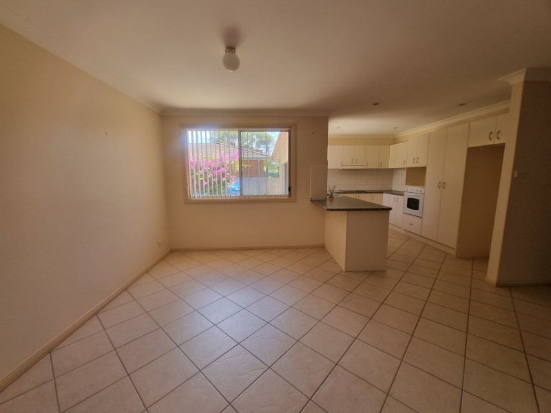 2/6 Rushby Drive, Old Bar NSW 2430