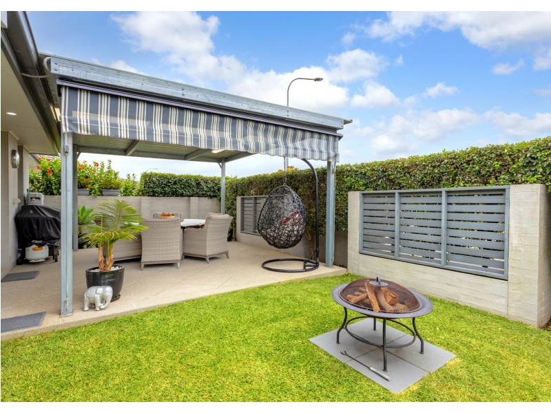 44 Bluehaven Drive, Old Bar NSW 2430