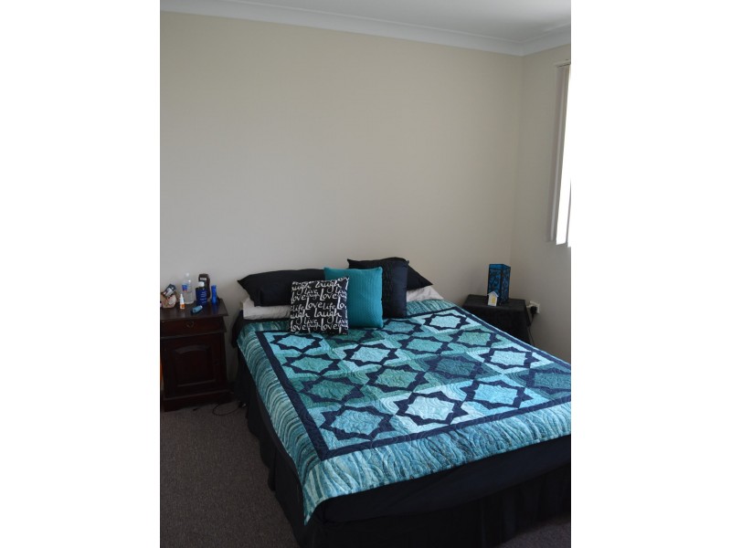 2/31 Old Bar Road, Old Bar NSW 2430