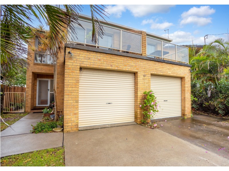 2/11 Lewis Street, Old Bar NSW 2430