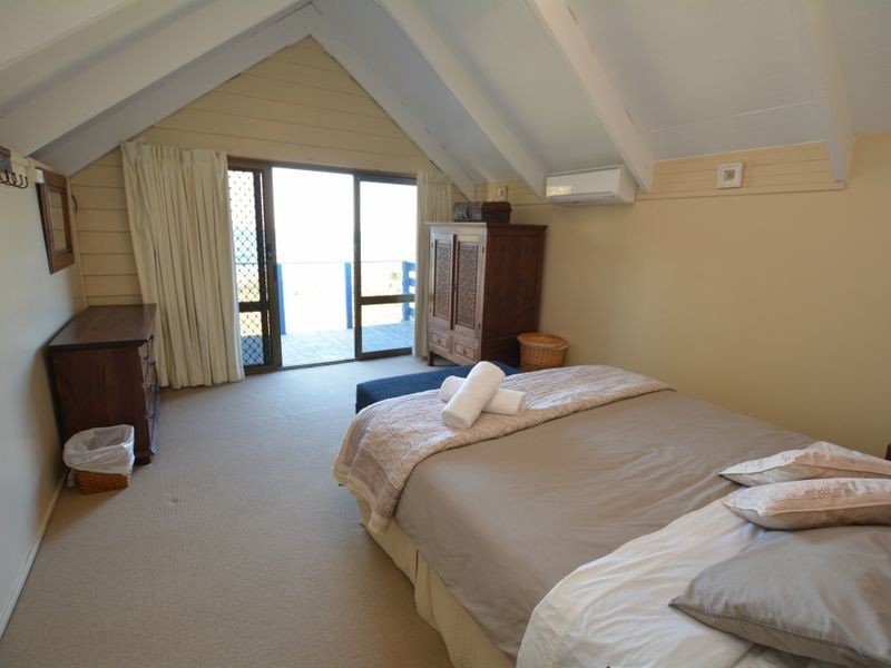 16 Lewis Street, Old Bar NSW 2430