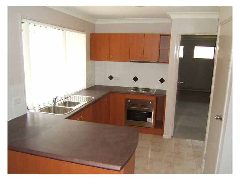 50 Lagoon Crescent, Bellbowrie QLD 4070