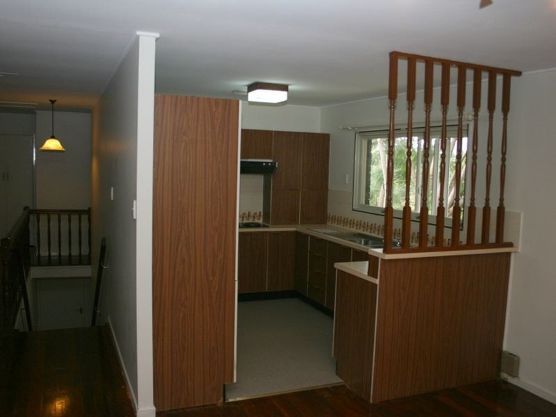 79 Marshall Lane, Kenmore QLD 4069