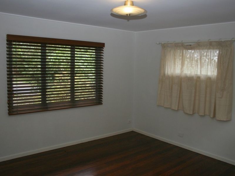 79 Marshall Lane, Kenmore QLD 4069