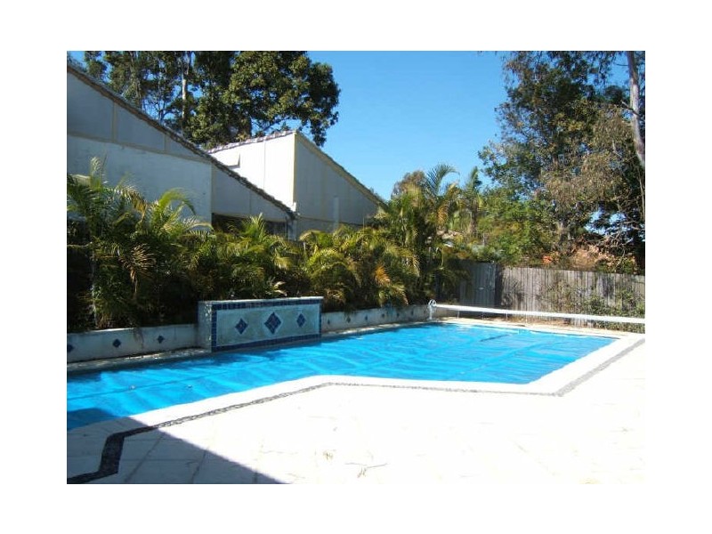 72 Twilight Street, Kenmore QLD 4069