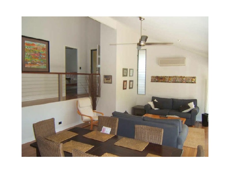 72 Twilight Street, Kenmore QLD 4069