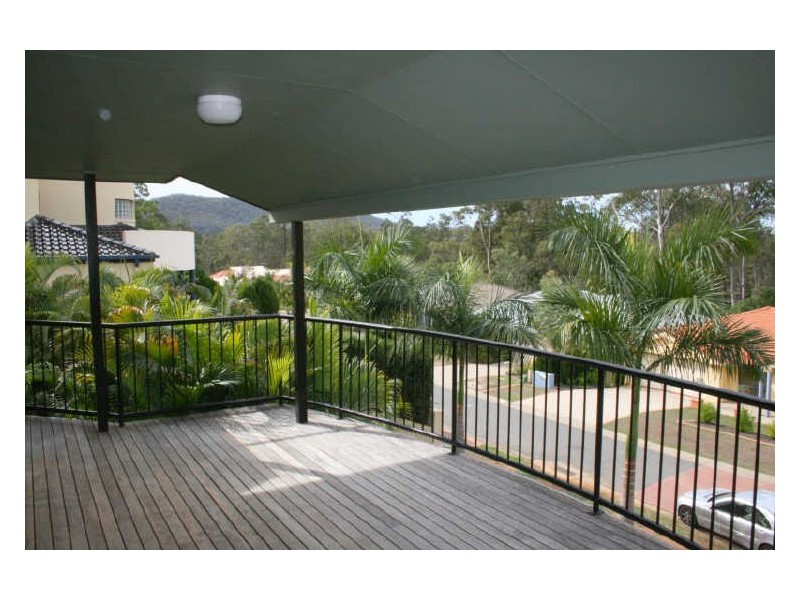 23 Carissa Place, Chapel Hill QLD 4069