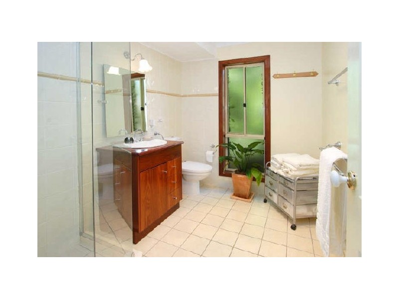 47b Goolman Street, Chapel Hill QLD 4069