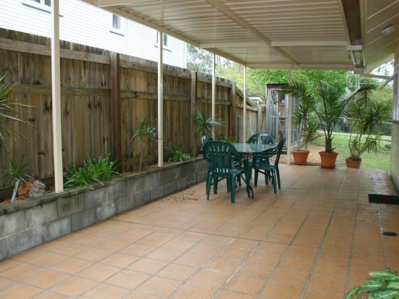 98 Market Street, Indooroopilly QLD 4068