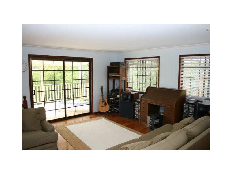 3 Wildwood Street, Kenmore Hills QLD 4069