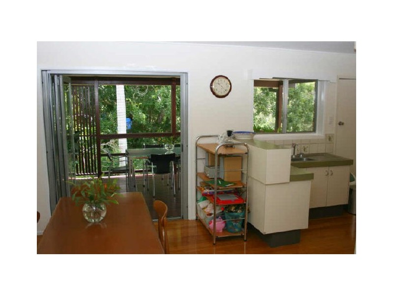 4 Tarbet Street, Kenmore QLD 4069