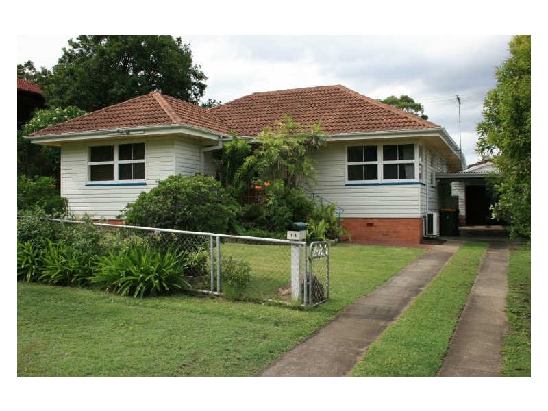 14 Edson Street, Kenmore QLD 4069