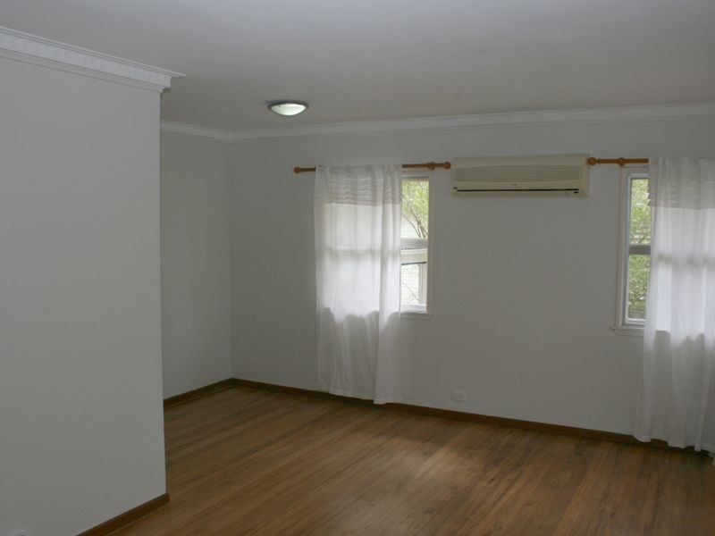 14 Edson Street, Kenmore QLD 4069