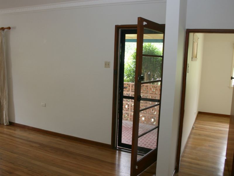 14 Edson Street, Kenmore QLD 4069