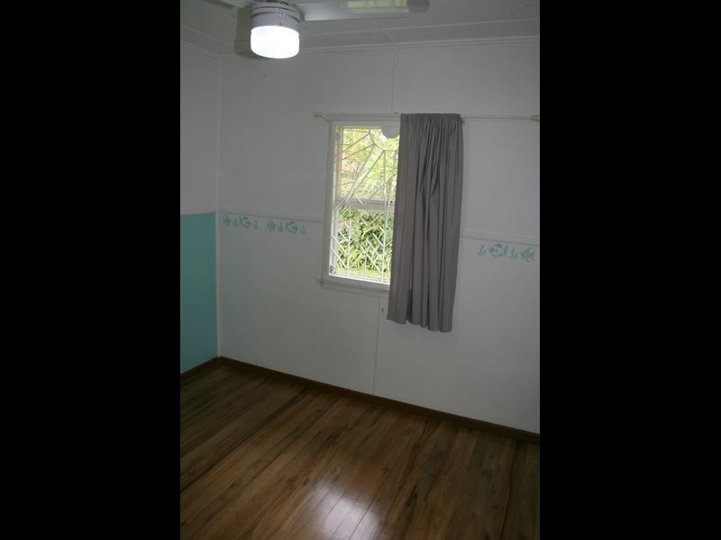 14 Edson Street, Kenmore QLD 4069