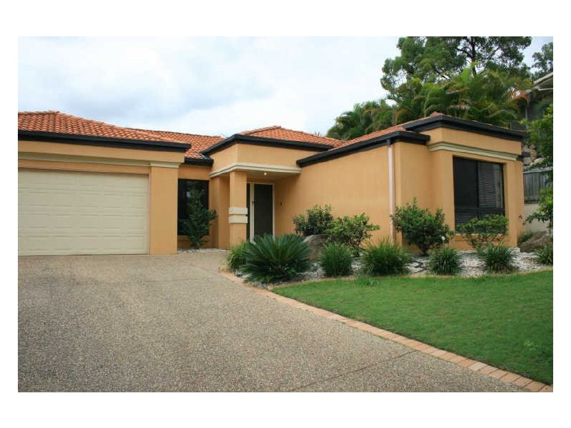 6 Summerfield Place, Kenmore QLD 4069