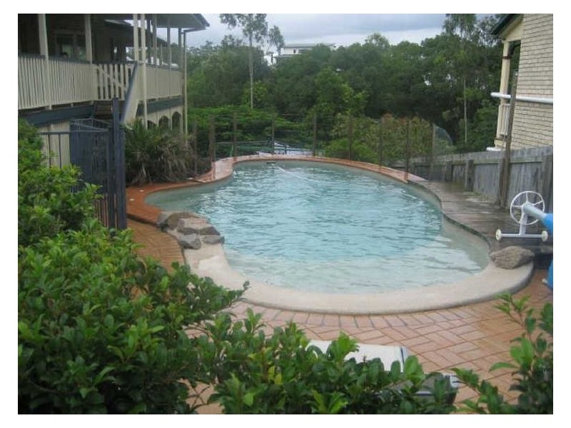 11 Satin Wood Place, Chapel Hill QLD 4069