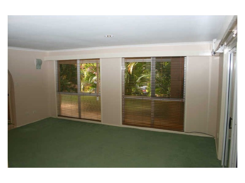 2 Bejimba Street, Kenmore QLD 4069