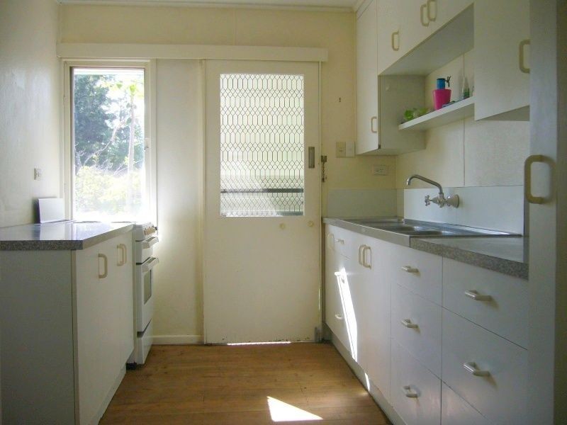 83 Kenmore Road, Kenmore QLD 4069