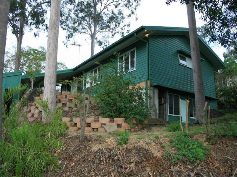 83 Kenmore Road, Kenmore QLD 4069