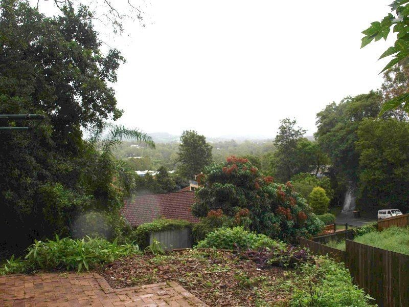 83 Kenmore Road, Kenmore QLD 4069