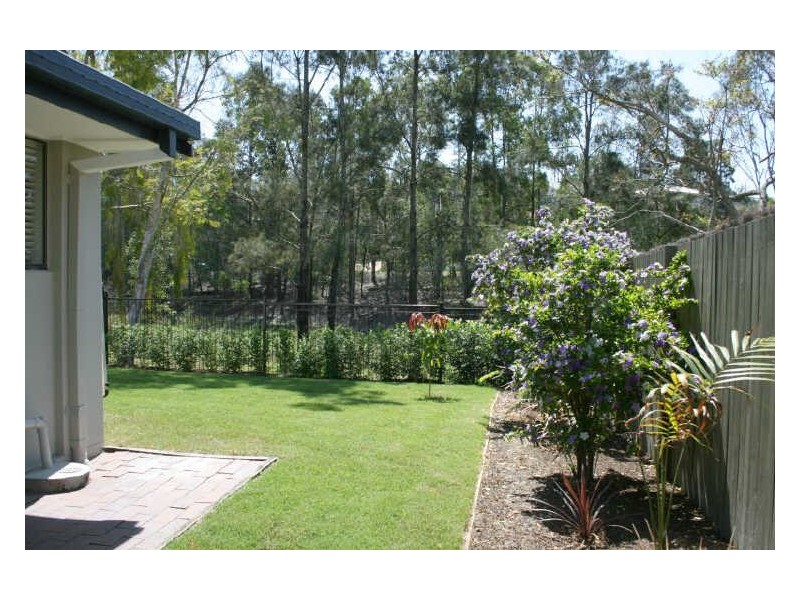 10 Diamantina Street, Chapel Hill QLD 4069