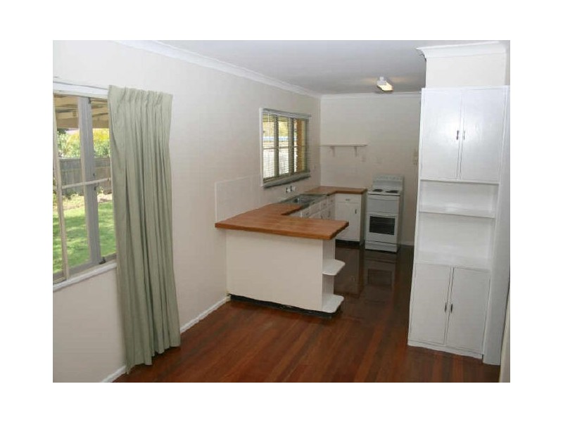 3 Cromarty Street, Kenmore QLD 4069