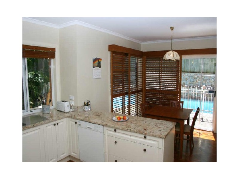 39 Morningview Street, Chapel Hill QLD 4069