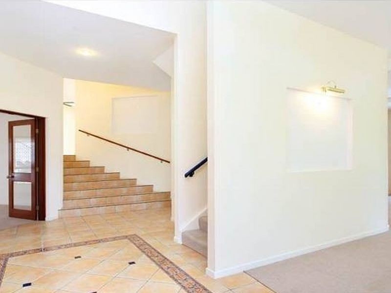 21 Carissa Place, Chapel Hill QLD 4069