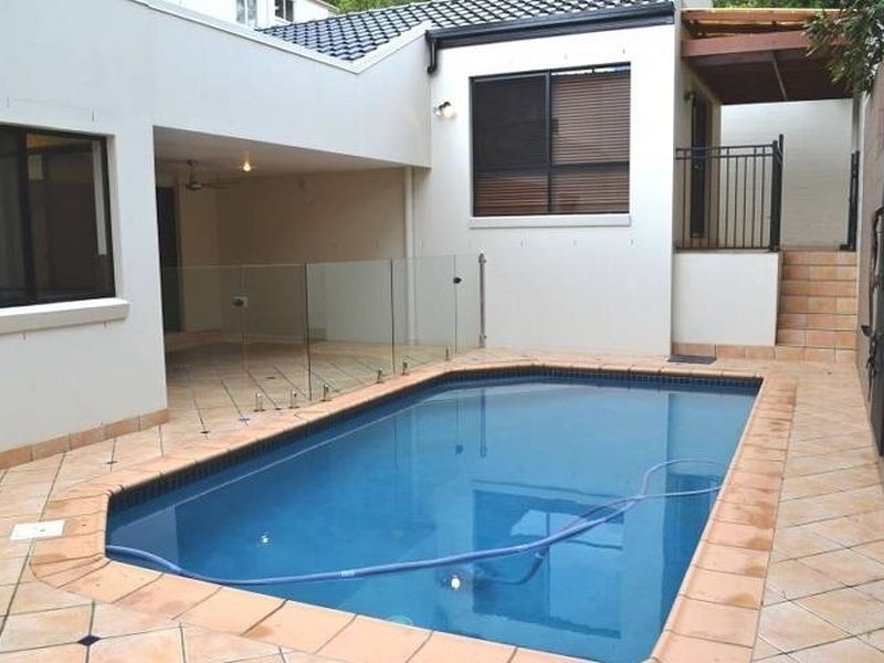 21 Carissa Place, Chapel Hill QLD 4069