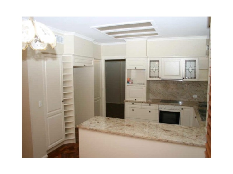 39 Morningview Street, Chapel Hill QLD 4069