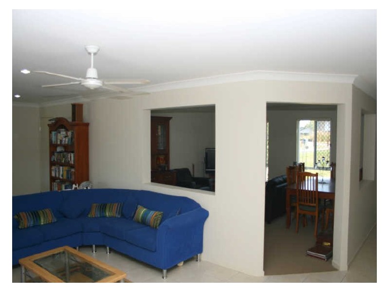 84 Silky Oak Avenue, Moggill QLD 4070