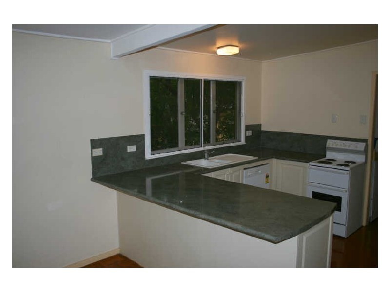 41 Euree Street, Kenmore QLD 4069