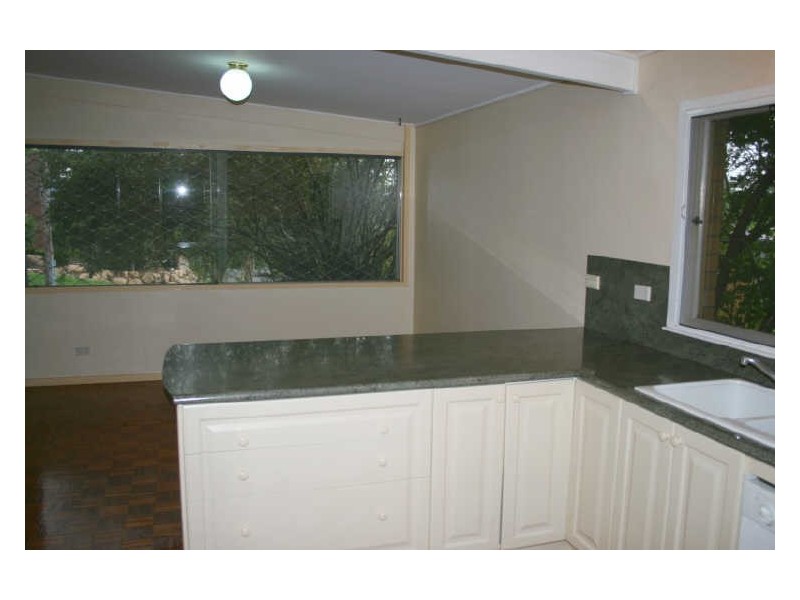 41 Euree Street, Kenmore QLD 4069