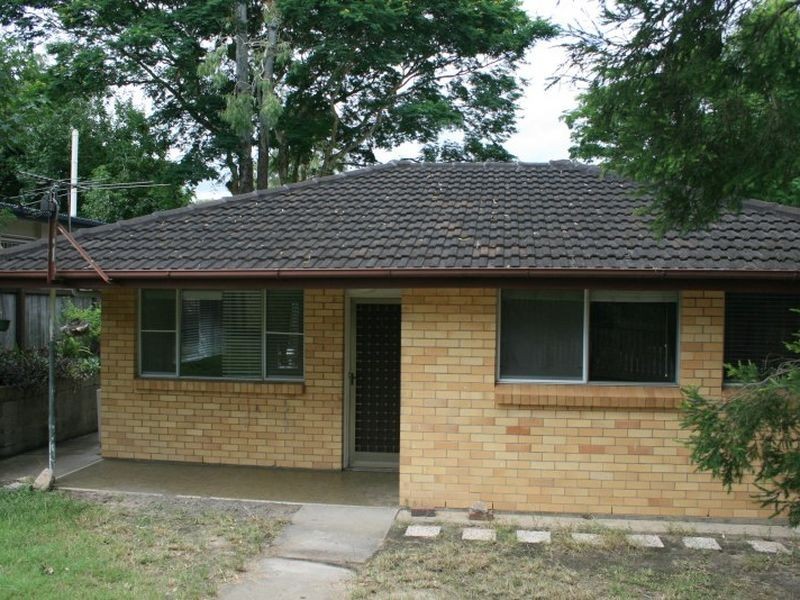 46 Brookfield Rd, Kenmore QLD 4069