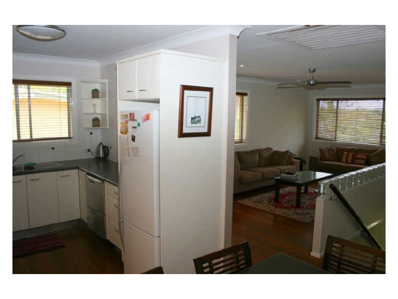 11 Foinaven Street, Kenmore QLD 4069