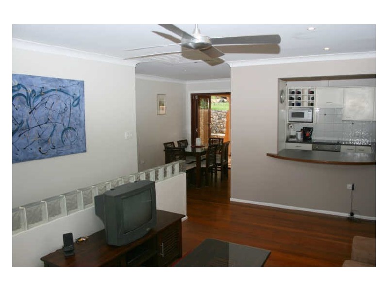 11 Foinaven Street, Kenmore QLD 4069