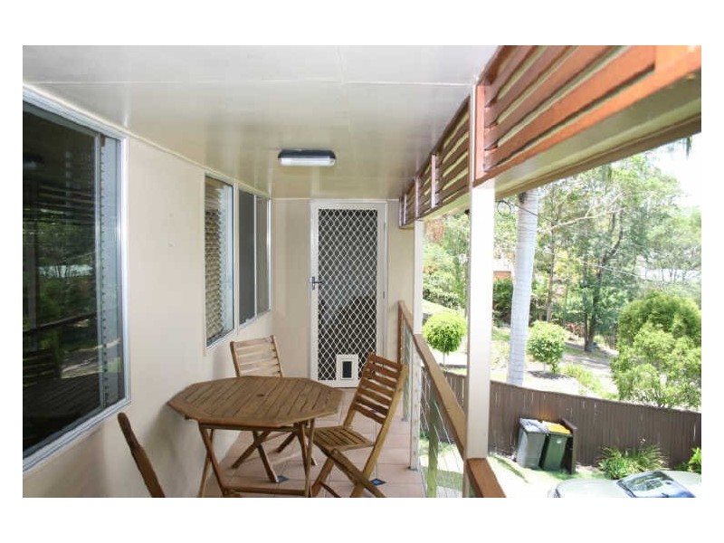 11 Foinaven Street, Kenmore QLD 4069