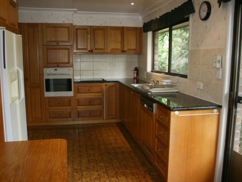 3 Juberra Street, Chapel Hill QLD 4069