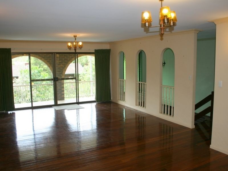 3 Juberra Street, Chapel Hill QLD 4069