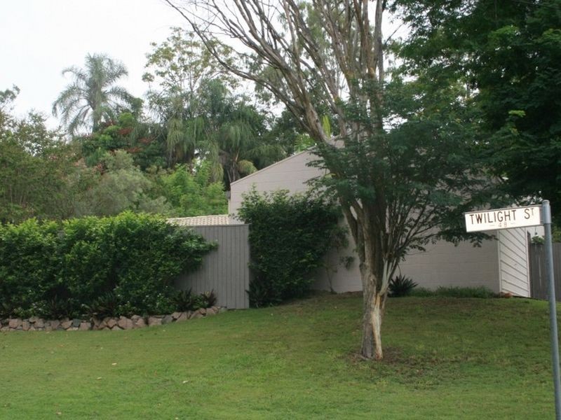 50 Twilight Street, Kenmore QLD 4069
