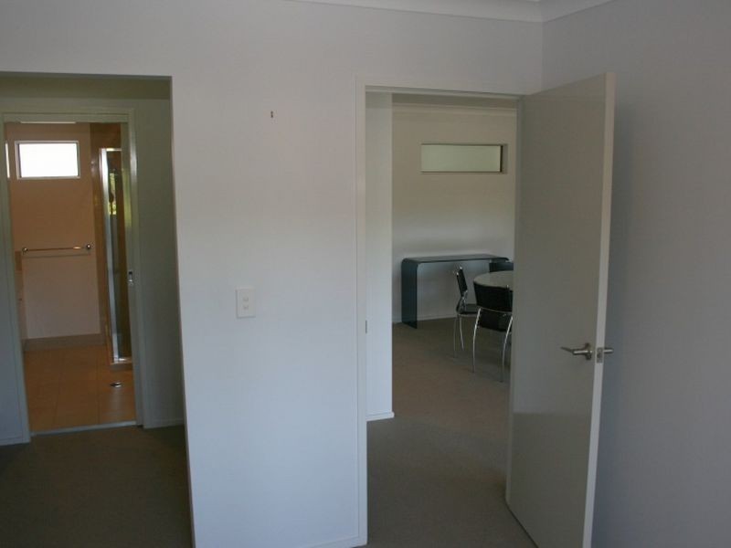 29/29 Alpha Street, Toowong QLD 4066
